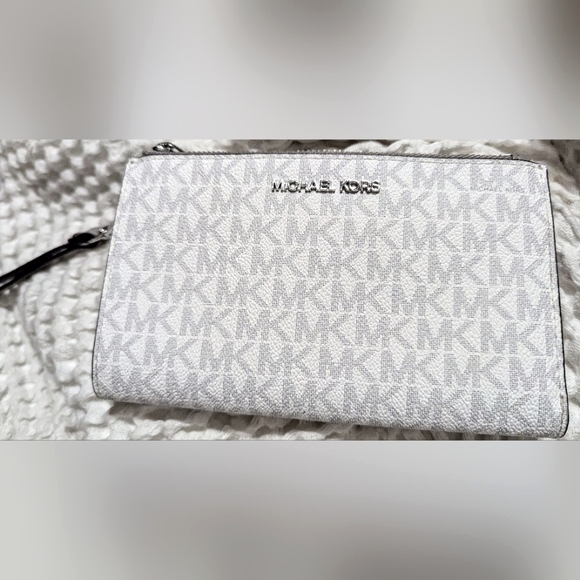 Michael Kors Monogramed wrislet
